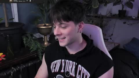 Gus online show from January 2025 06:56:01 PM