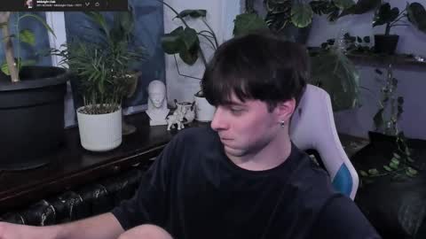 Gus online show from February 2025 06:15:02 PM