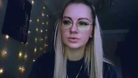 whitehex666 online show from January 2026 10:51:02 AM