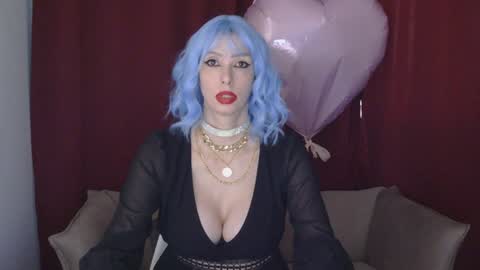 White Queen online show from January 2025 01:08:02 PM