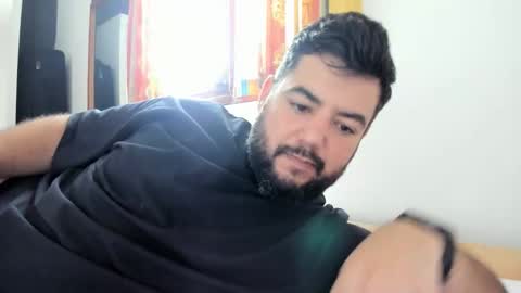 whites89w online show from March 2026 02:33:02 PM