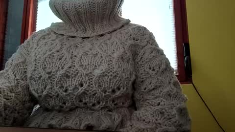 whitesweater online show from November 2025 07:53:01 AM