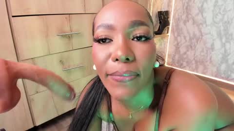 Snapshot of whitneyyfox chatting on May 2026 10:51:01 PM whitneyyfox online show from May 2026 10:51:01 PM