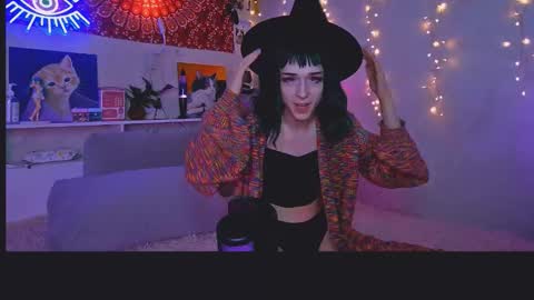 Alexa online show from November 2025 11:33:02 AM