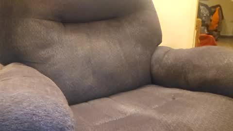 whorekneeweeny online show from December 2024 04:21:01 AM