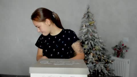 Veronica online show from December 2024 11:37:02 PM