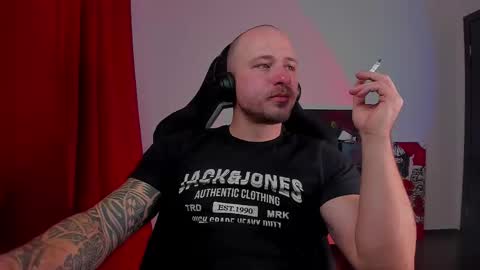 VI online show from November 2025 07:51:02 PM