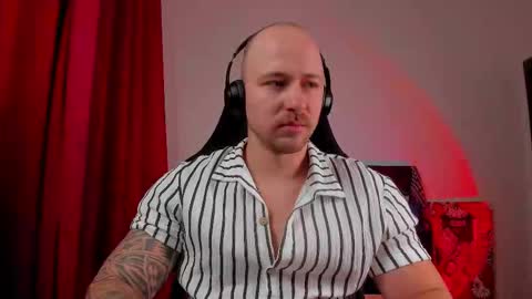 VI online show from December 2025 06:45:01 PM