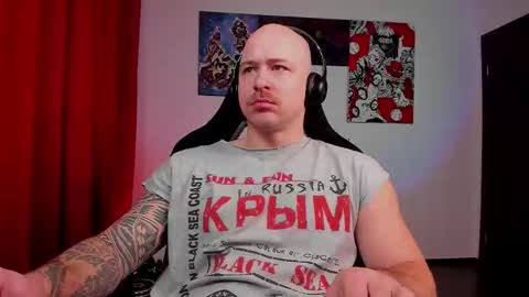 Snapshot of why_you_so_serious chatting on February 2026 04:00:01 PM VI online show from February 2026 04:00:01 PM