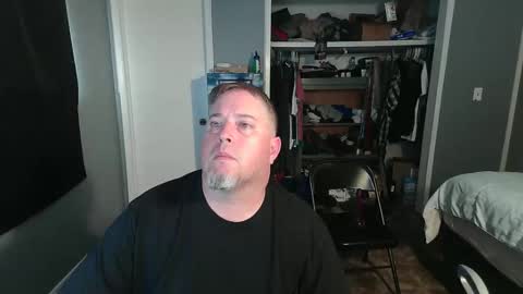 whywhywhy23501 online show from March 2026 12:33:01 AM