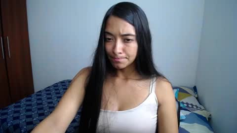 Snapshot of wifhot chatting on May 2026 06:27:01 PM Ilauren online show from May 2026 06:27:01 PM
