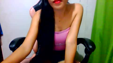 Snapshot of wild_doll69 chatting on March 2025 01:18:01 PM wild_doll69 online show from March 2025 01:18:01 PM