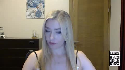 Alina online show from November 2025 02:29:01 PM