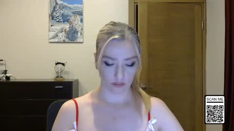 Alina online show from November 2025 03:23:02 PM