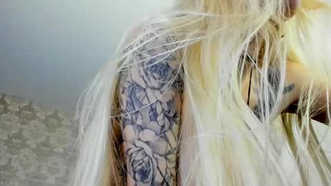 Snapshot of wildforestmuse chatting on May 2026 02:00:01 PM wildforestmuse twitter online show from May 2026 02:00:01 PM