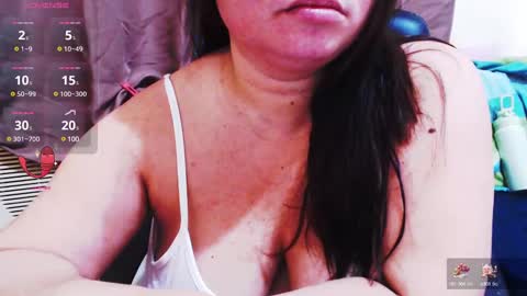 Snapshot of wildhotasianx chatting on January 2025 05:49:01 AM wildhotasianx online show from January 2025 05:49:01 AM