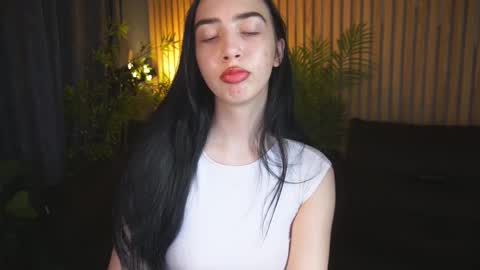 Alena online show from October 2025 07:05:02 AM