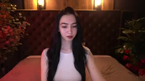 Alena online show from April 2026 07:45:01 AM