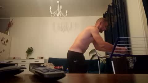 wildmike93 online show from May 2026 08:50:02 PM