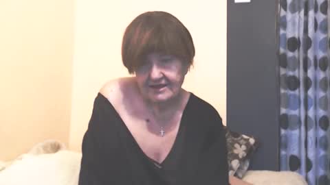 WildRedCat online show from February 2026 12:25:01 PM