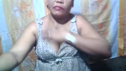 wildveron_205 online show from October 2025 12:33:02 AM