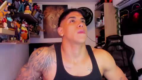 Snapshot of william_dracko9 chatting on May 2026 04:42:02 AM Dracko online show from May 2026 04:42:02 AM