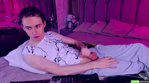 William online show from November 2025 04:24:02 AM