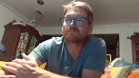 Snapshot of williamrb83 chatting on October 2025 05:59:01 AM William online show from October 2025 05:59:01 AM