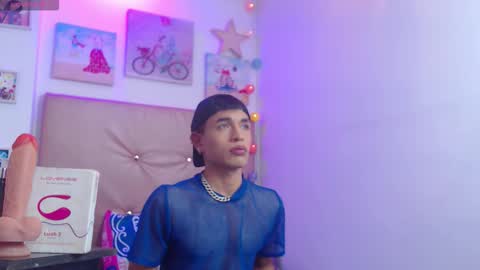 willians__ online show from November 2025 03:56:01 AM