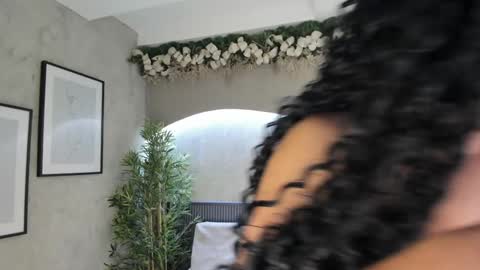 Snapshot of willow_hendrix chatting on December 2024 06:24:02 PM Ms Willow online show from December 2024 06:24:02 PM