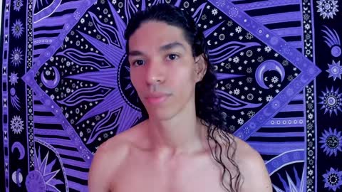 Snapshot of willy_veins chatting on December 2024 05:01:02 PM willy_veins online show from December 2024 05:01:02 PM