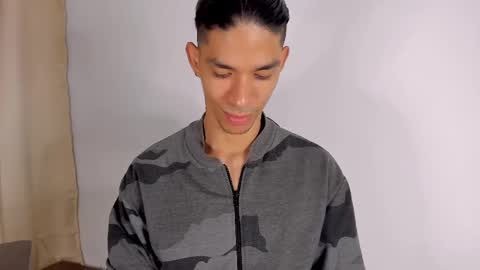 Snapshot of willy_veins chatting on February 2025 11:06:02 AM willy_veins online show from February 2025 11:06:02 AM