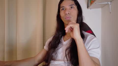 Snapshot of willy_veins chatting on October 2025 03:46:01 PM willy_veins online show from October 2025 03:46:01 PM