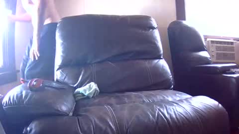 willydogg83 online show from September 2025 10:15:02 PM