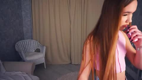 My name is Mia online show from October 2025 05:55:01 PM