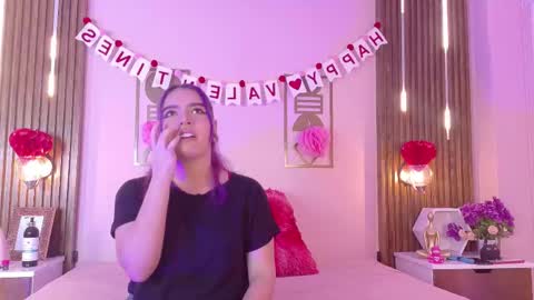 Snapshot of winchester_hanna chatting on February 2026 05:04:01 AM Winchester Hanna online show from February 2026 05:04:01 AM