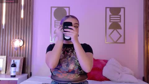 Snapshot of winchester_hanna chatting on February 2026 04:55:02 AM Winchester Hanna online show from February 2026 04:55:02 AM