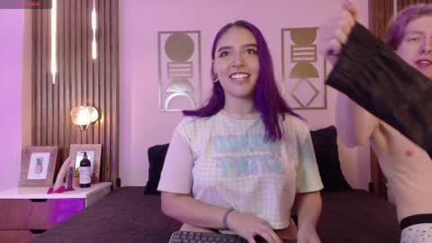 Winchester Hanna online show from April 2026 08:28:02 PM