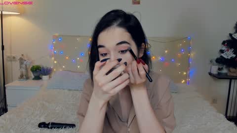 Snapshot of wine_on_lips chatting on December 2024 07:17:01 AM Amalia and Mia online show from December 2024 07:17:01 AM