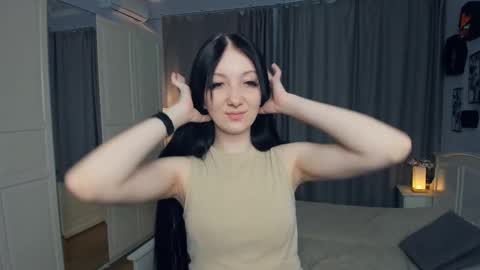 Snapshot of wine_on_lips chatting on March 2026 02:19:01 PM Amalia and Mia online show from March 2026 02:19:01 PM