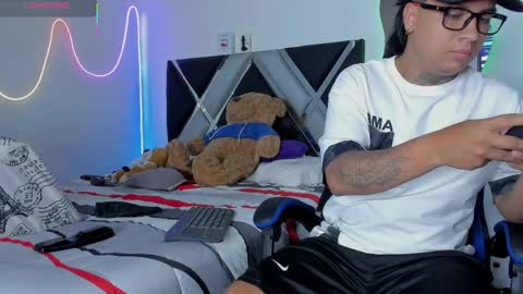 winniepooh_69 online show from May 2026 05:26:02 AM