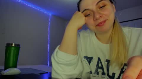 Snapshot of winter_miracle chatting on March 2025 07:30:02 AM Winter Miracle online show from March 2025 07:30:02 AM