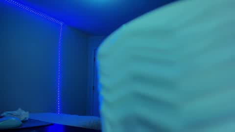 Snapshot of winter_miracle chatting on March 2025 02:36:01 AM Winter Miracle online show from March 2025 02:36:01 AM