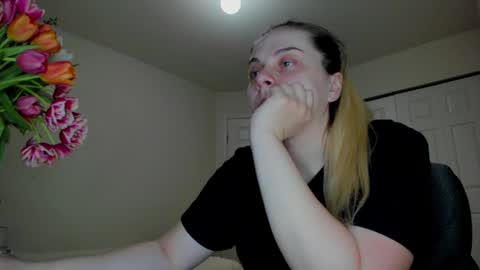 Snapshot of winter_miracle chatting on March 2025 06:10:02 AM Winter Miracle online show from March 2025 06:10:02 AM