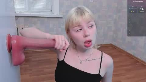 Snapshot of wintershy chatting on October 2025 08:45:02 AM Sophie weight 50kg height 160 online show from October 2025 08:45:02 AM
