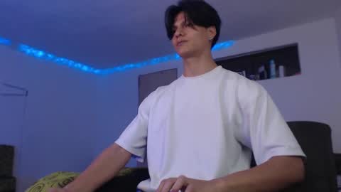 Ken online show from February 2025 09:38:02 PM