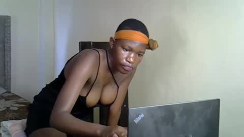 girlie o online show from December 2024 09:20:02 AM