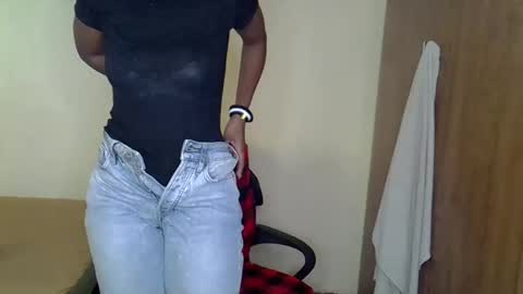 girlie o online show from January 2025 08:40:02 AM