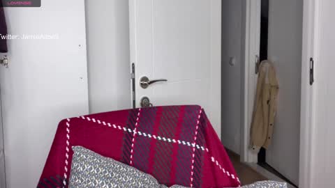 Wlademar online show from February 2025 05:07:02 PM