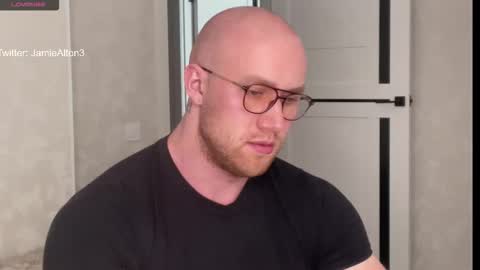 Wlademar online show from October 2025 05:41:01 AM